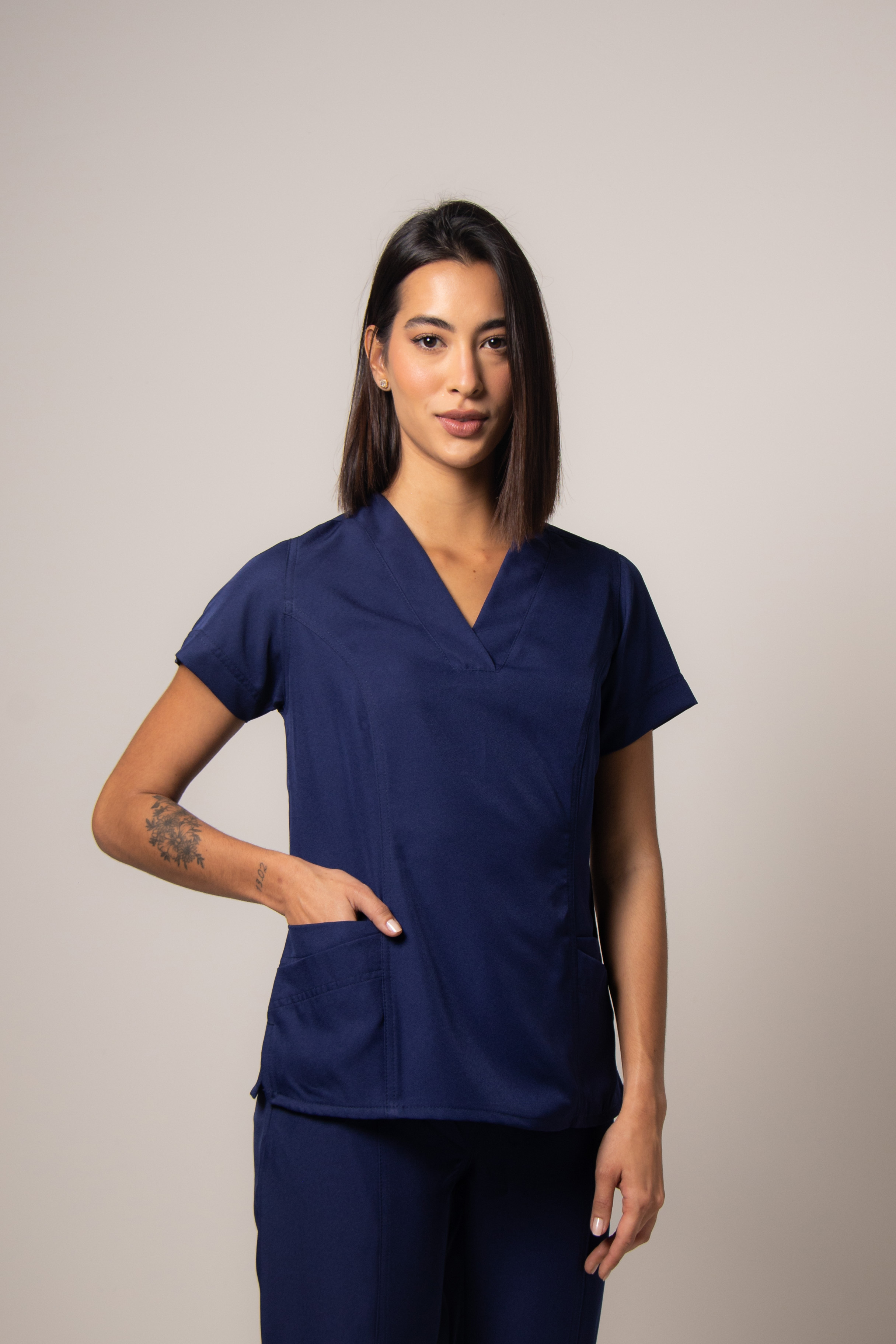 Blusa Scrub Feminina - Essentials Prime