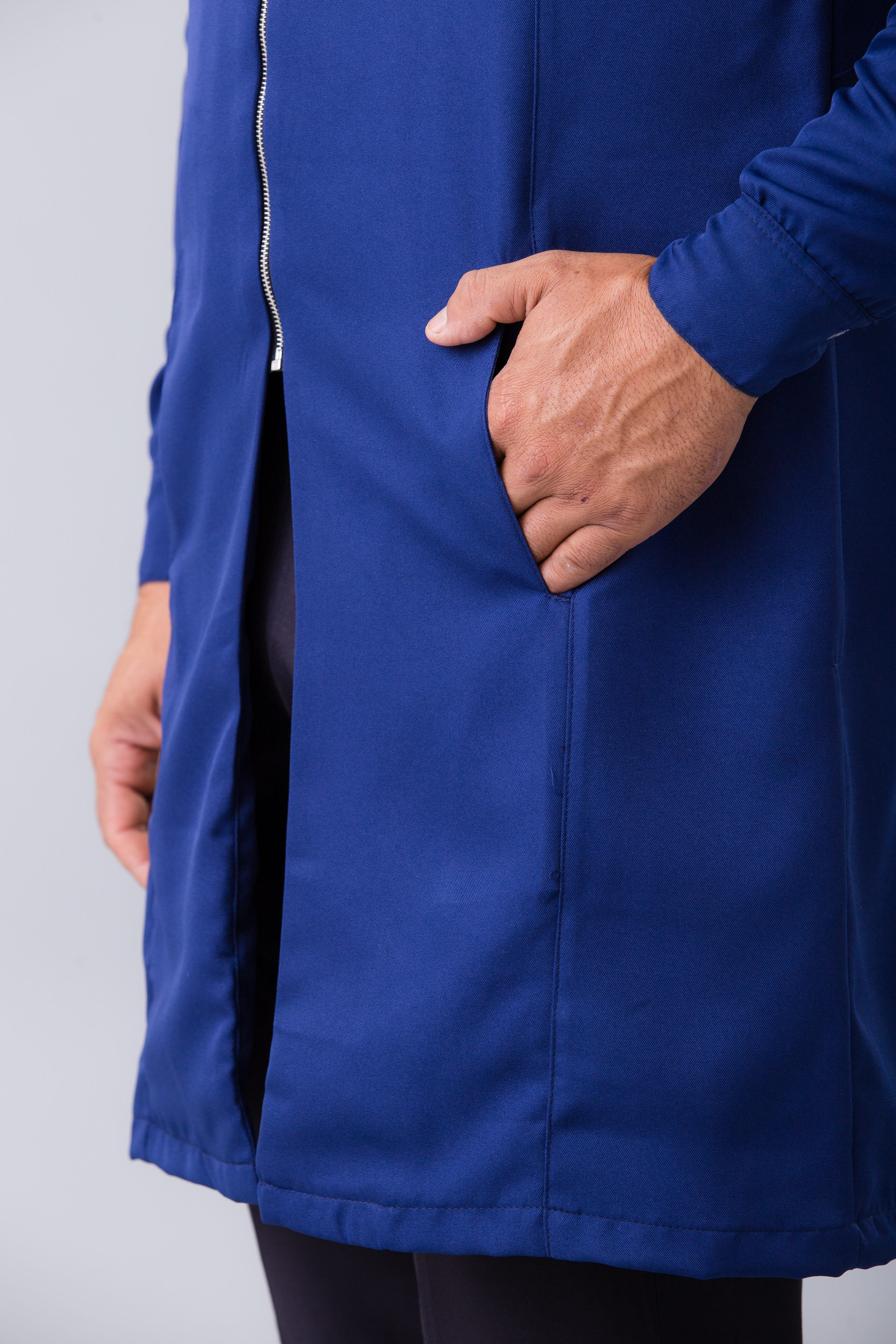Jaleco Masculino Gola Padre com Zíper - LAB+ Clinical — foto 3